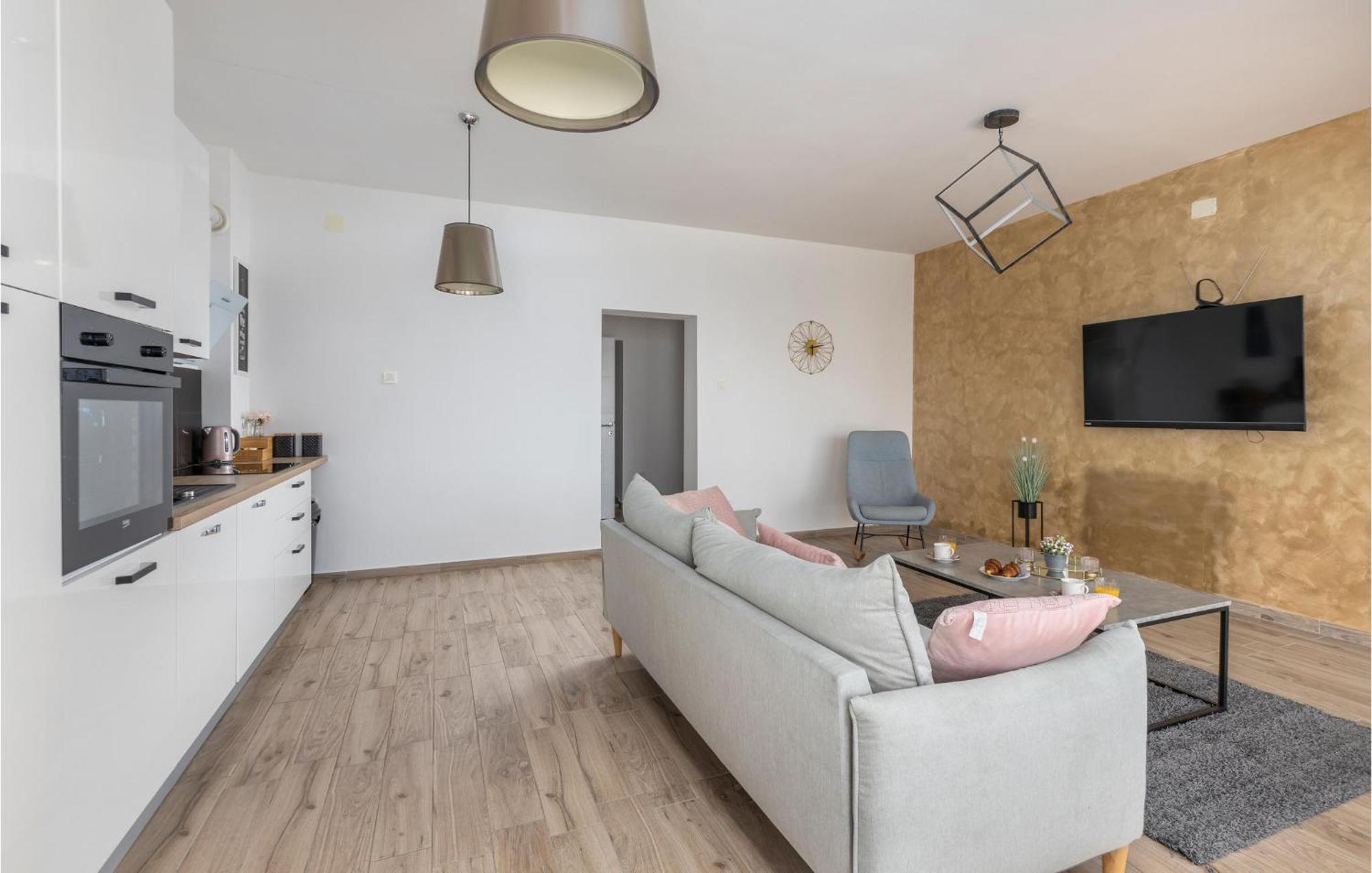Amazing Apartment In Rijeka With Wifi Esterno foto